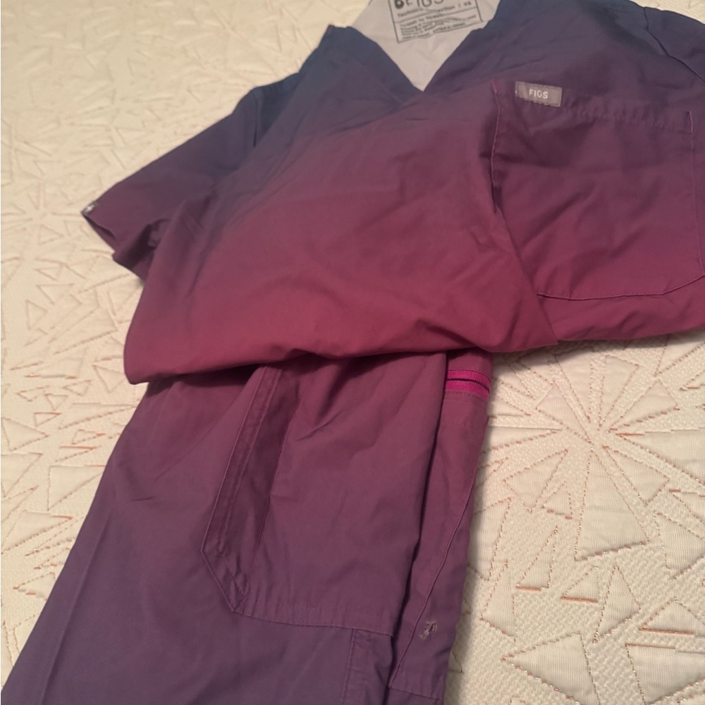 Figs Technical Collection XS in Purple/ pink ombré